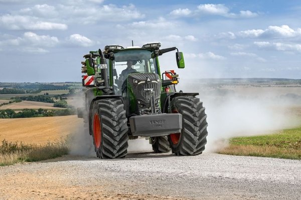 Test DLG PowerMix : le Fendt 832 Vario